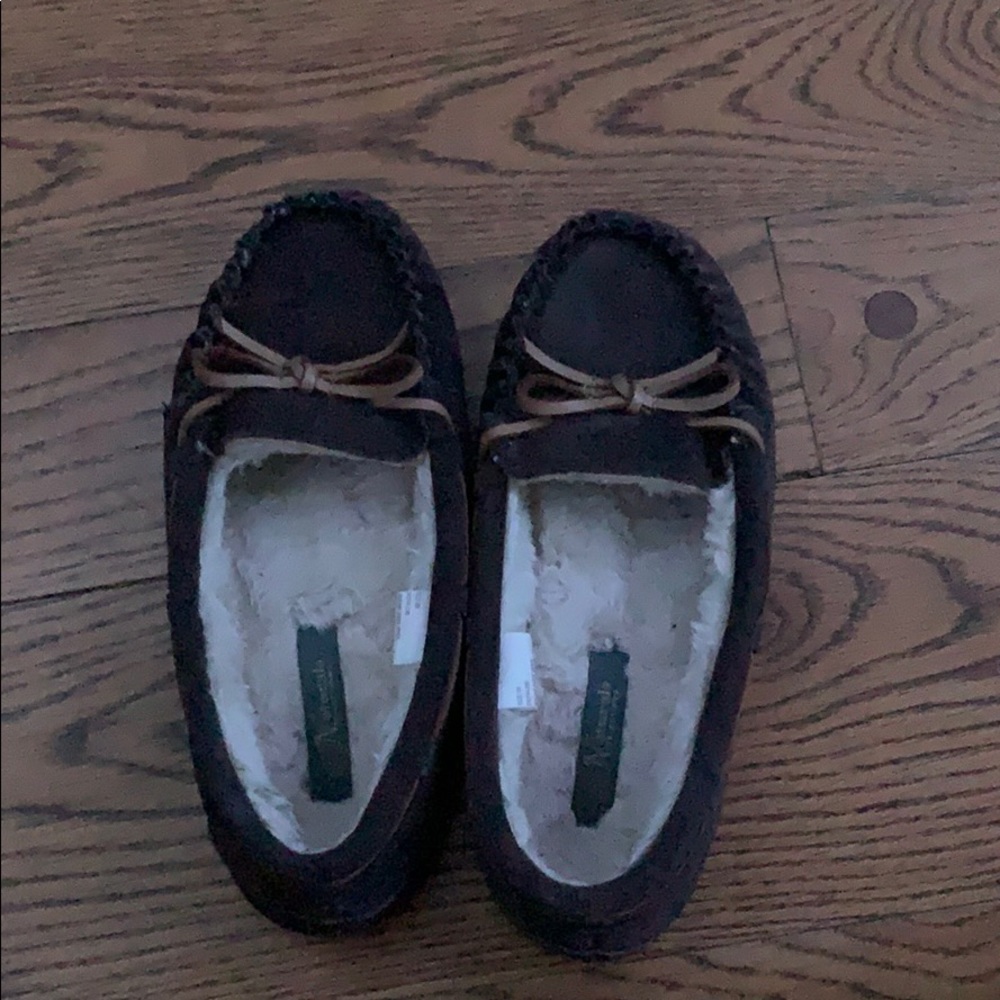 dark brown house slippers